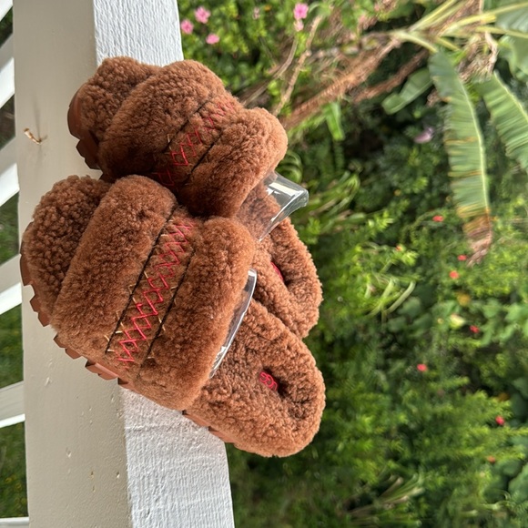 UGG w cozetta braid women’s size 6 hardwood New - Picture 4 of 9